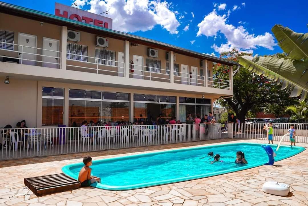 Leme Plaza Hotel Luaran gambar