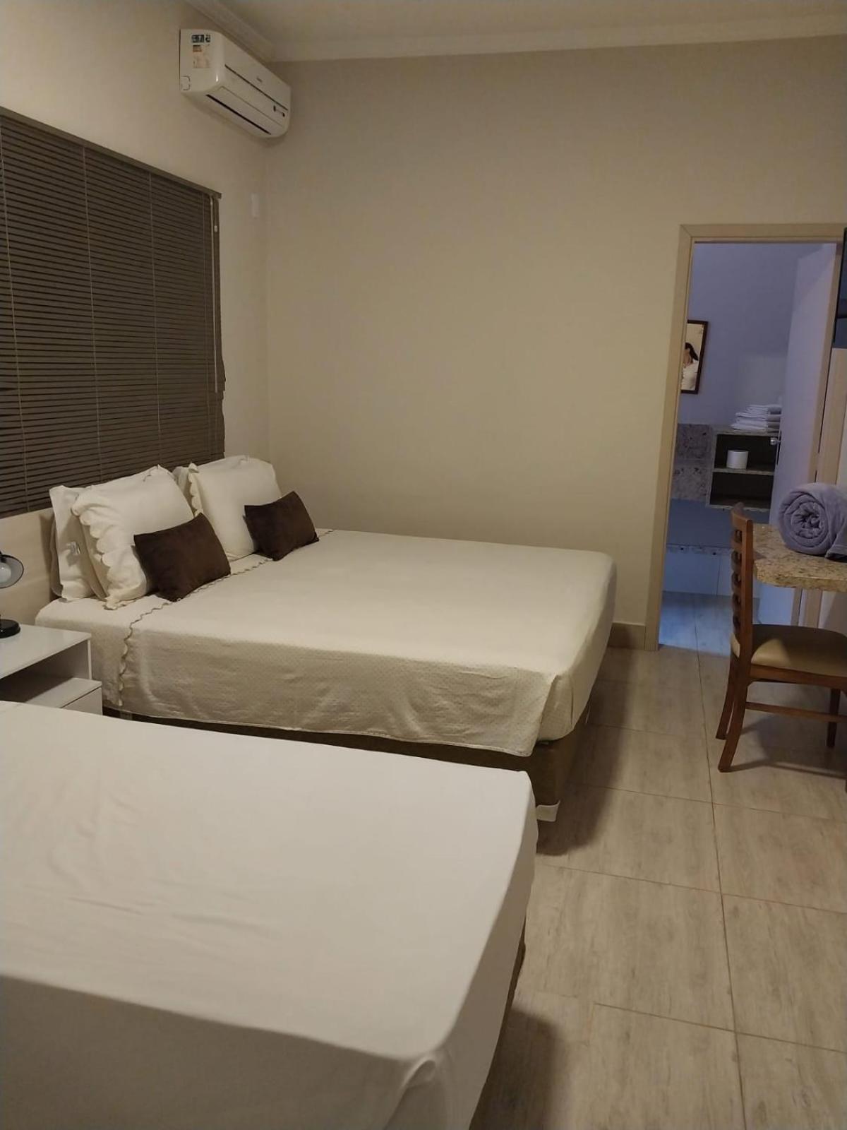 Leme Plaza Hotel Luaran gambar