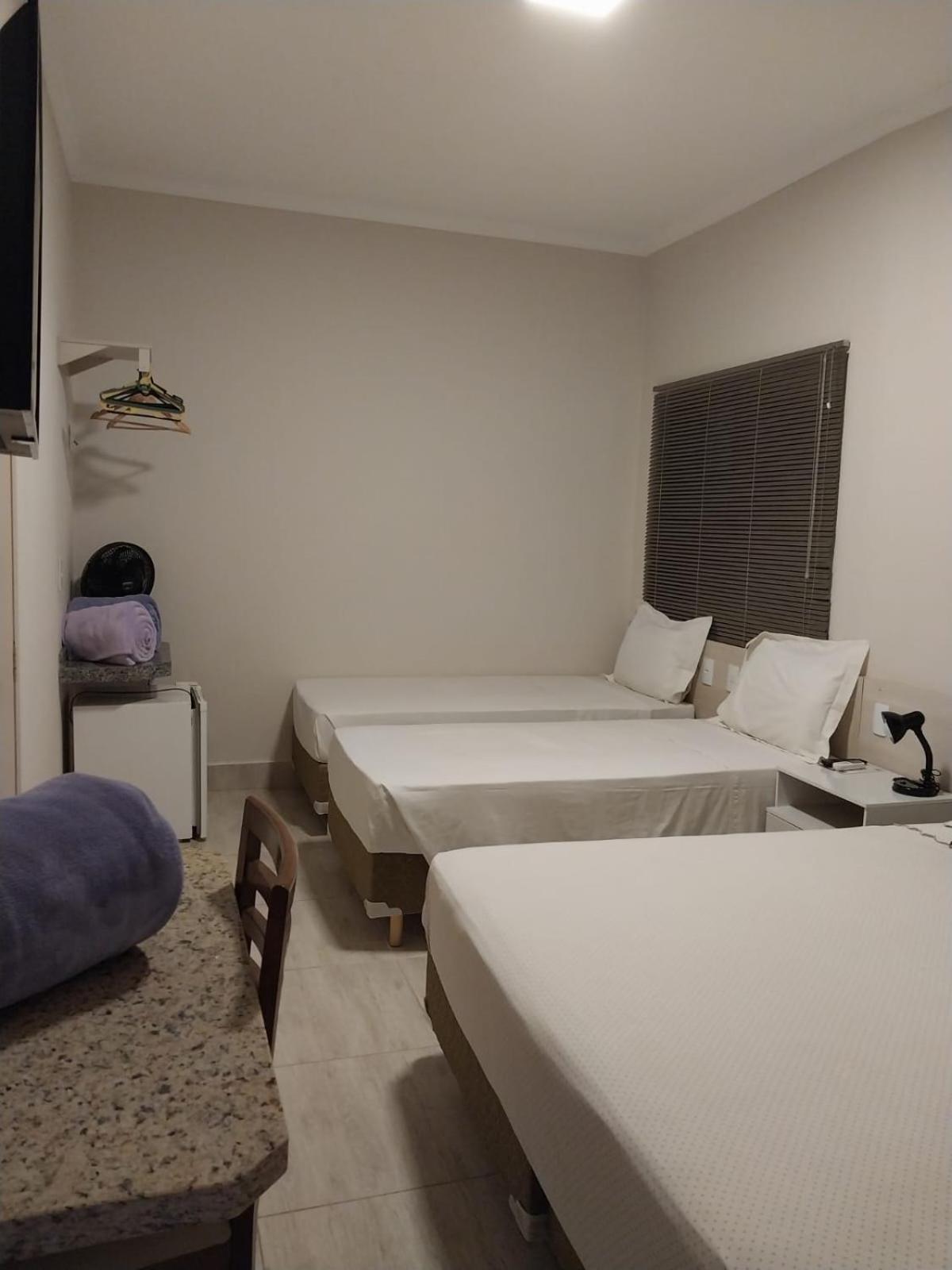 Leme Plaza Hotel Luaran gambar
