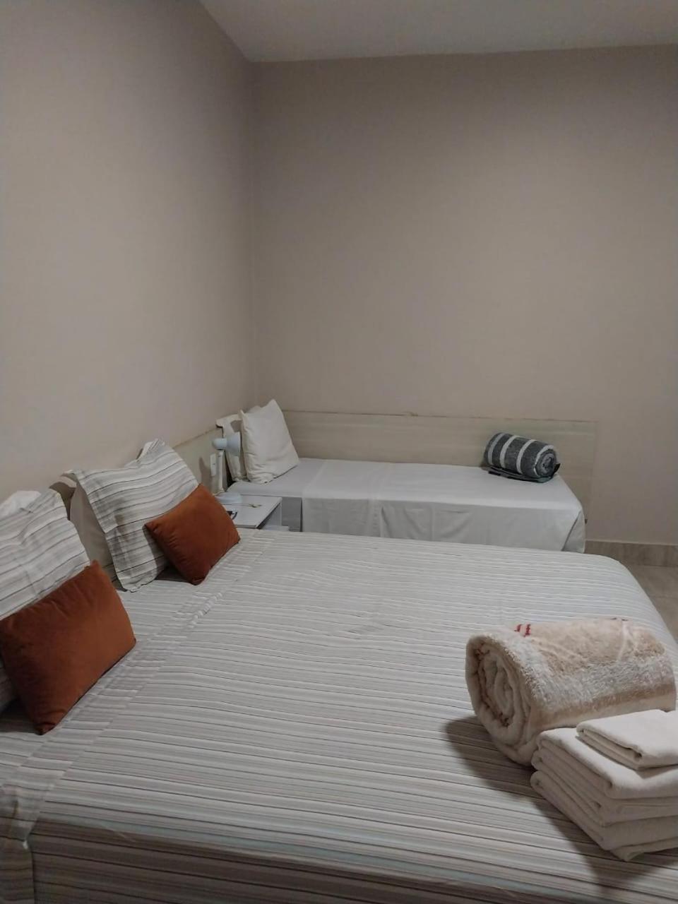 Leme Plaza Hotel Luaran gambar